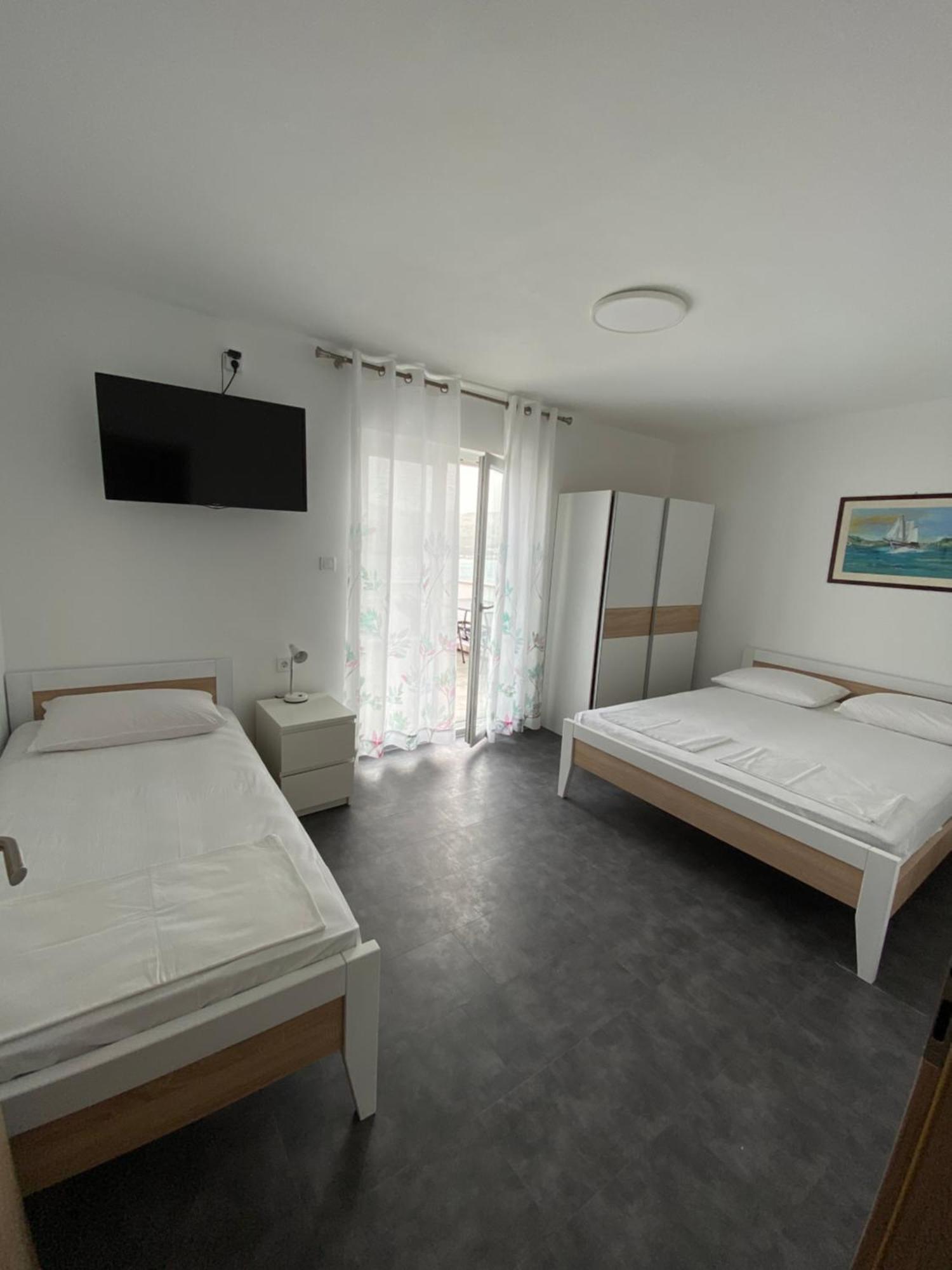 Apartmani Pozega Паг Экстерьер фото